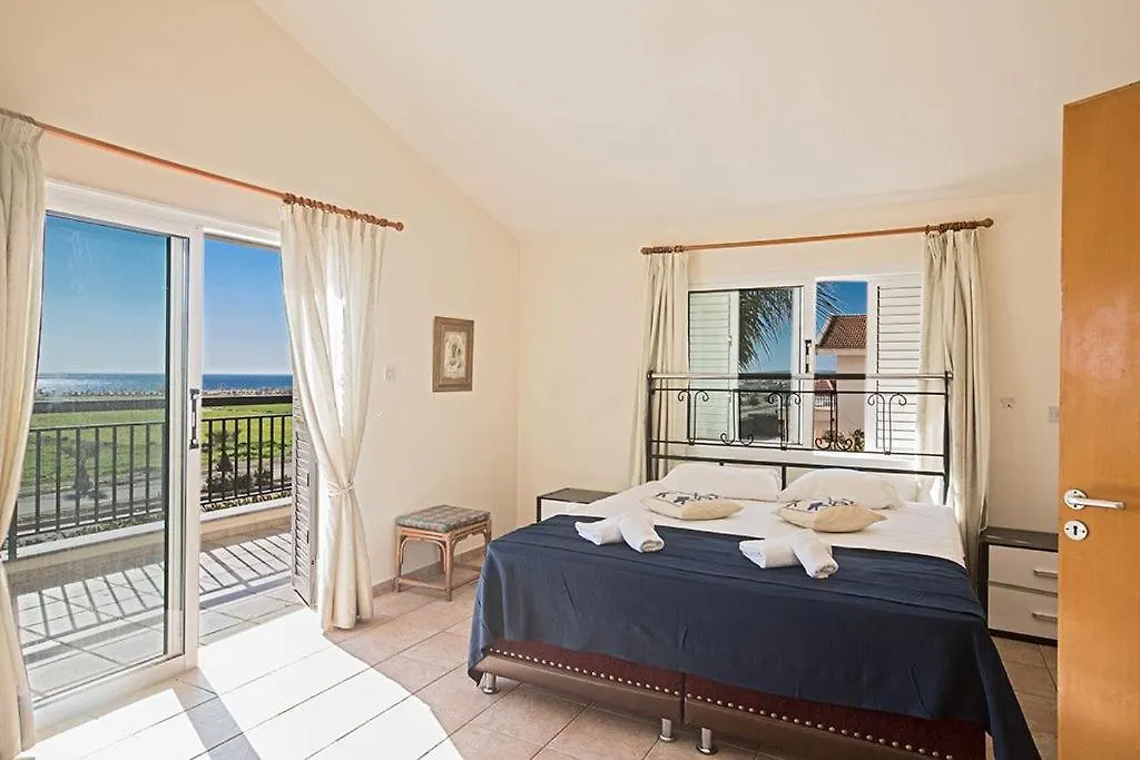 Villa Magusta - Modern 4 Bedroom Ayia Thekla Villa With Pool - Close To The Beach Ayia Napa Cyprus